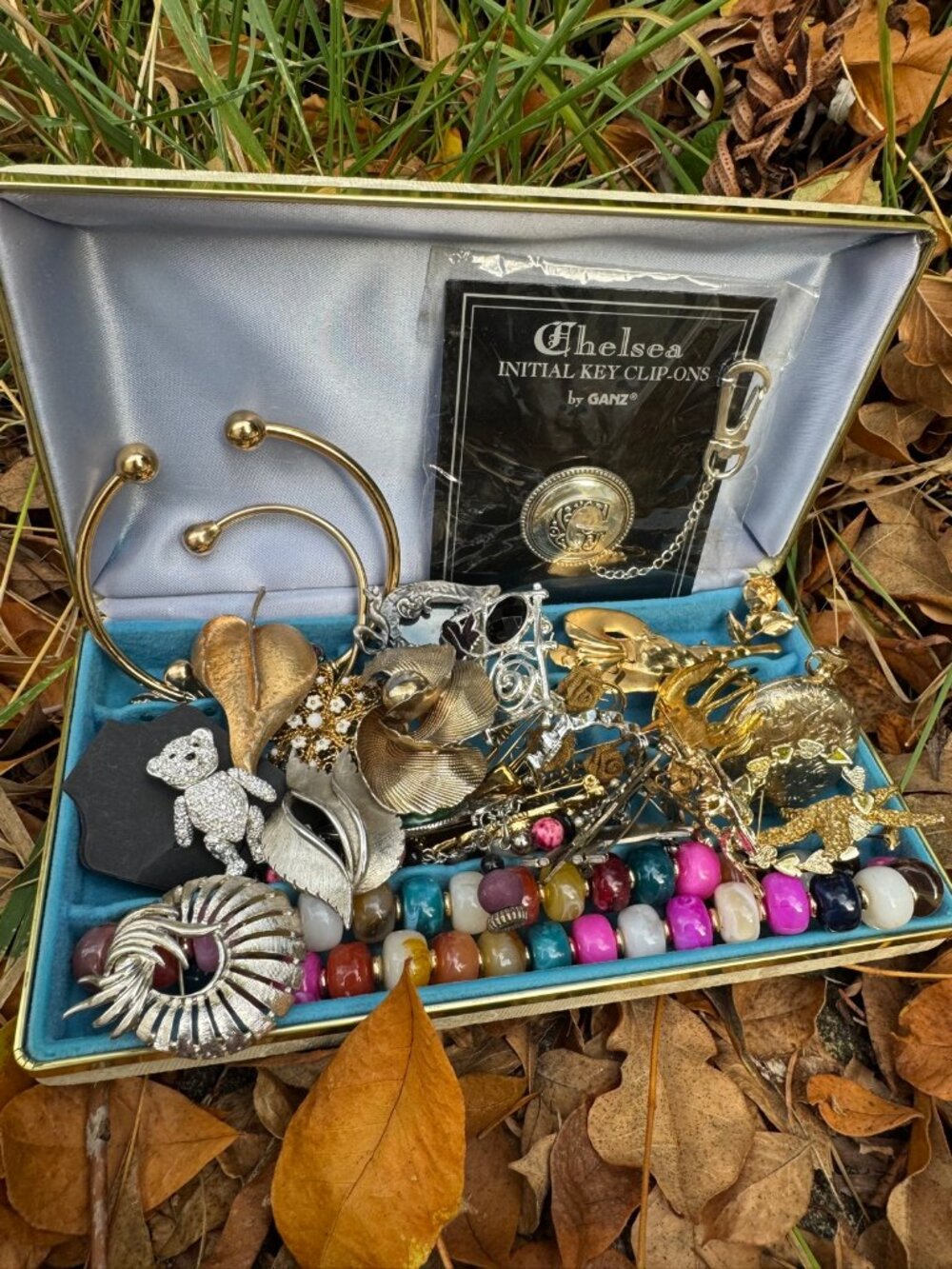 Vintage Brooch Lot Gold Tone Pins Dancer Rose Costume As Is
